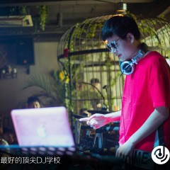 顶尖DJ参赛学员汪毅8