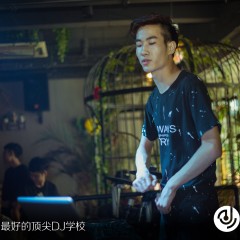 顶尖DJ参赛学员李鹏威4