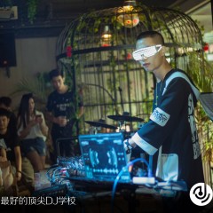 顶尖DJ参赛学员王新哲9