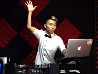 顶尖DJ学校学员郑琦House接歌考试视频